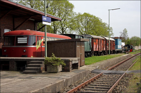 ehemaliges Ladegleis an der Güterabfertigung | Foto: Michael Sandner